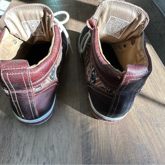 Inkkas Brown Leather Camping Boots - Picture 6 of 15